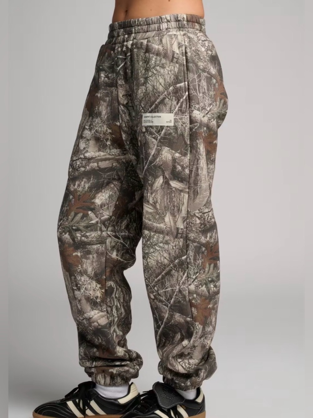 Comfrt Camo Sweatpants Beige Medium NWT IN PACKAGE